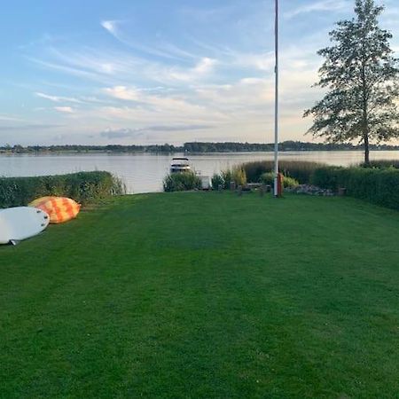 Huset Ved Soen Taet Pa Herning Og Mch Og Boxen 90 M2 Sunds Exteriör bild