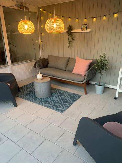 Huset Ved Soen Taet Pa Herning Og Mch Og Boxen 90 M2 Sunds Exteriör bild