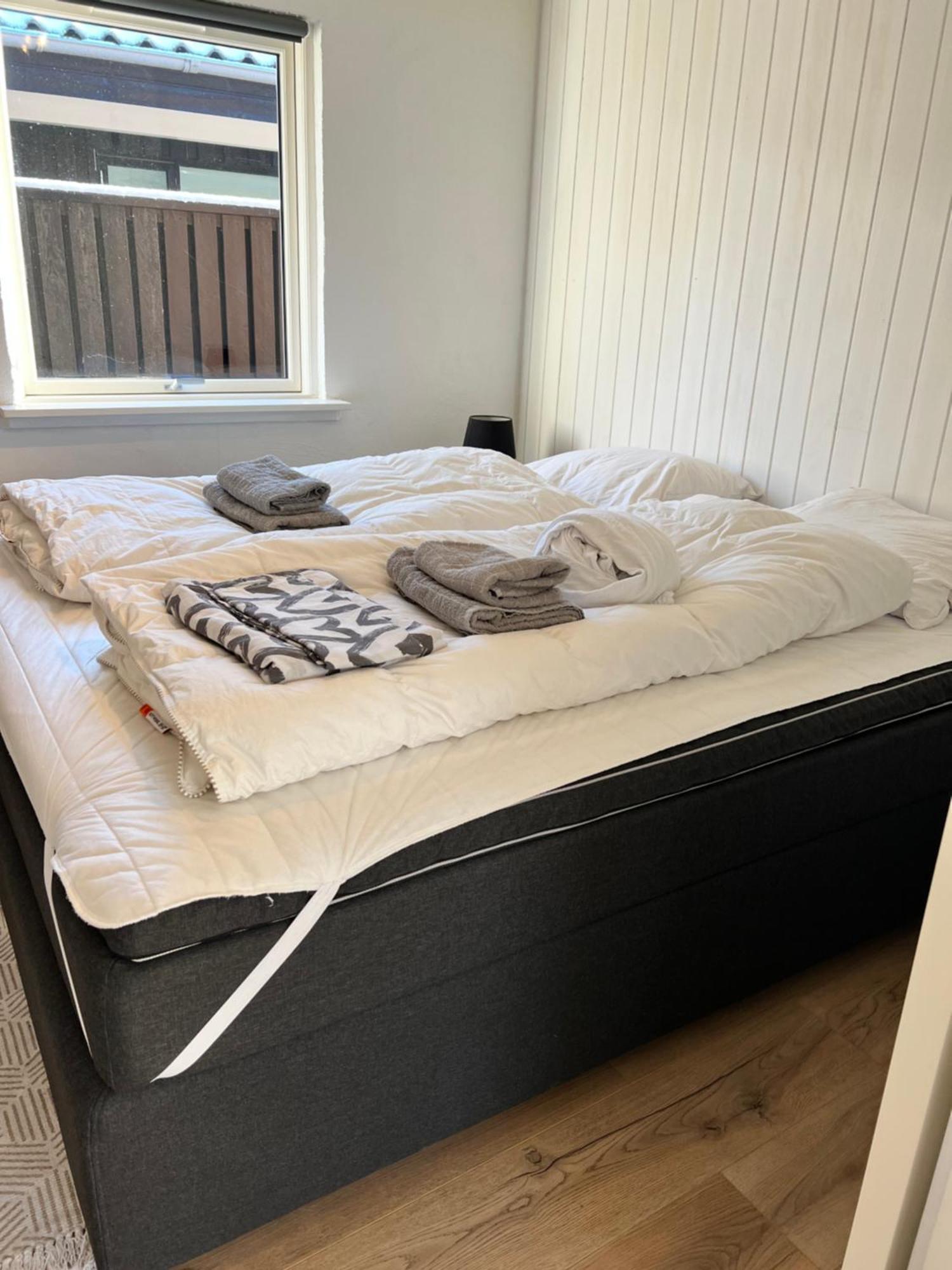 Huset Ved Soen Taet Pa Herning Og Mch Og Boxen 90 M2 Sunds Exteriör bild