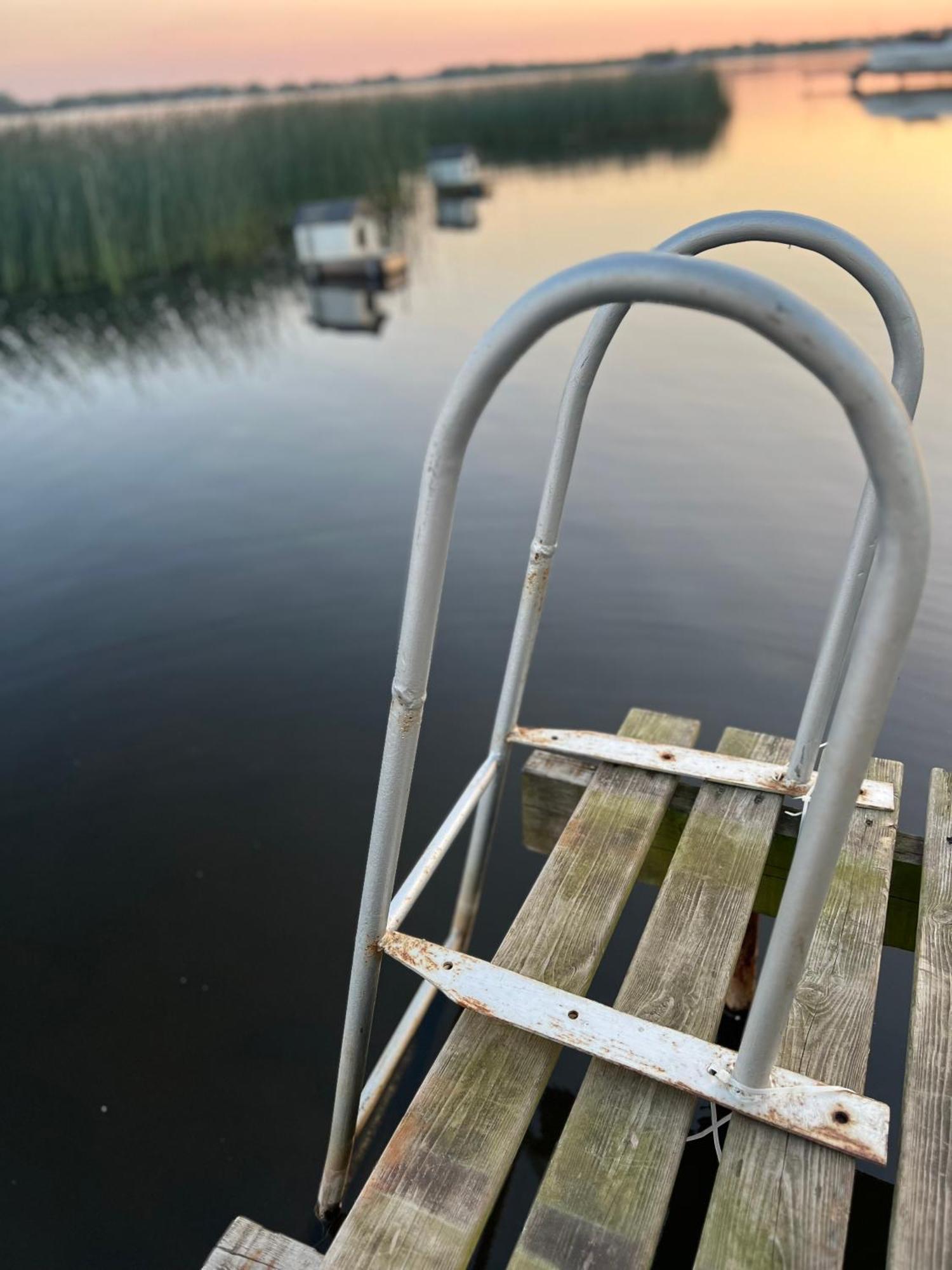 Huset Ved Soen Taet Pa Herning Og Mch Og Boxen 90 M2 Sunds Rum bild
